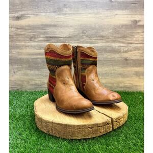 Born Women - Size 6.5 - Tan Tapestry Ankle Zipper Boots MOE3